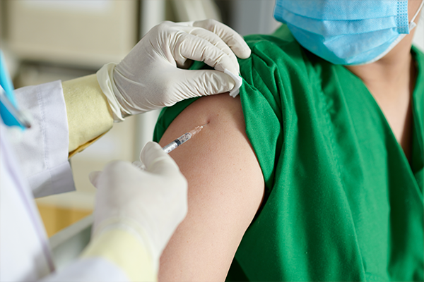 Da li je vakcinacija jednom dozom dovoljna da zaustavi infekciju sojevima onkogenog HPV-a?